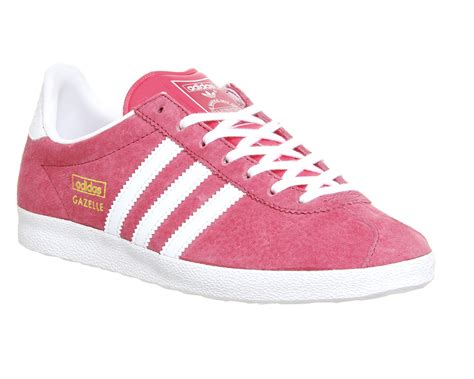 Adidas pink sneakers